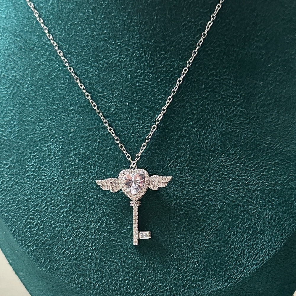 Silver Heart Key Pendant Necklace